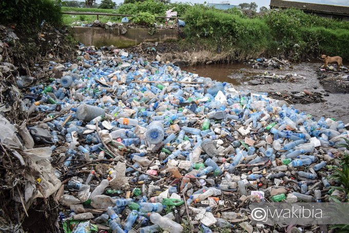 benogeh's tweet photo. Plastic as a percentage of Municipal Solid Waste (MSW) for sub-Saharan Africa is higher than the global average, at 13%  &amp; is a waste stream of growing concern for the continent. With weak waste collection systems and disposal of waste to uncontrolled and controlled dumpsites, https://t.co/Iq7VVPPCza