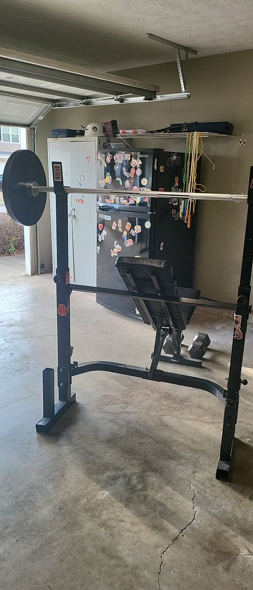 bigmacthefatcat's tweet photo. Is this true love? Happy chest day errybody. #Motivation and shit https://t.co/DjWjtSMxUZ