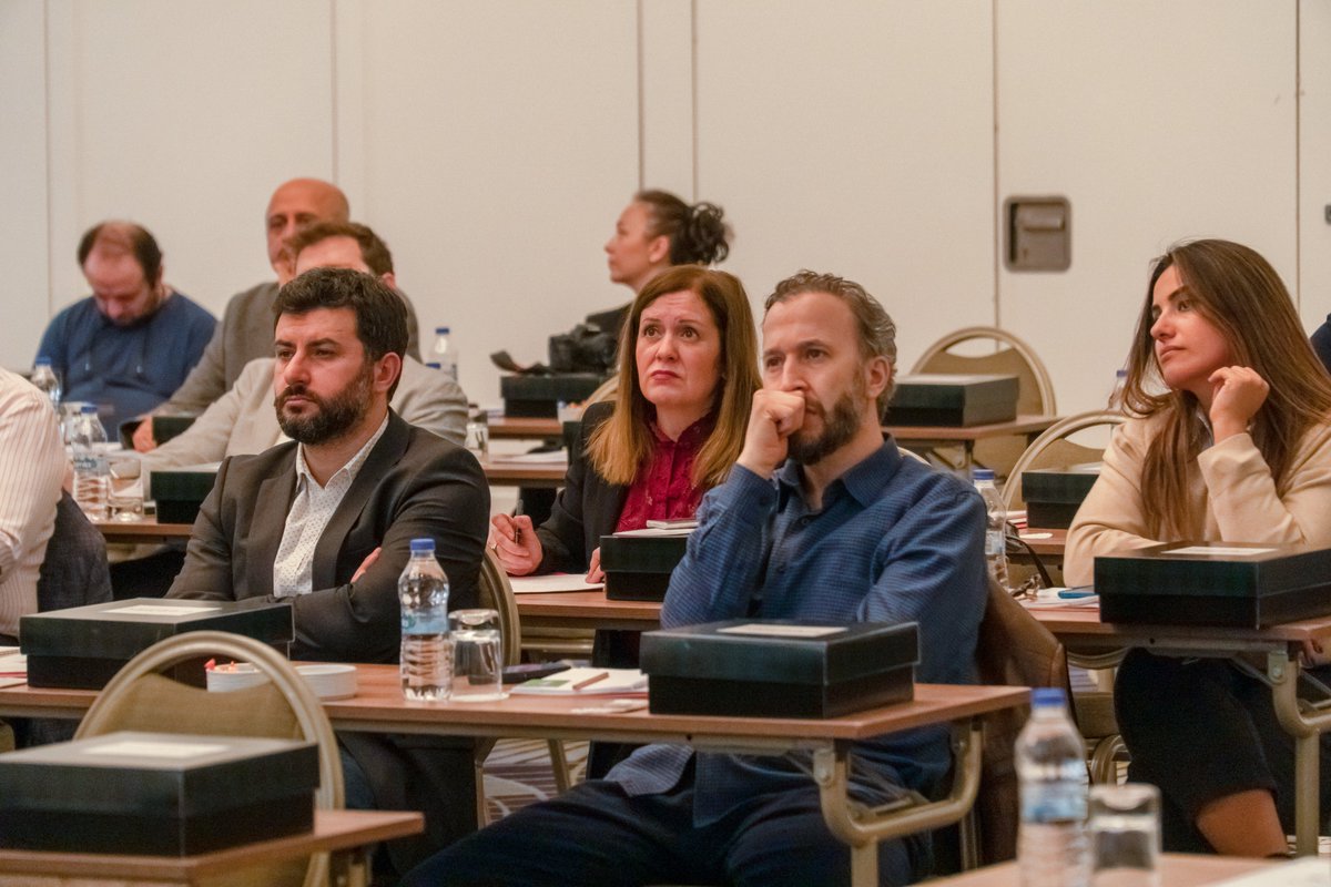 GroupVts's tweet photo. This week we had the pleasure of meeting with our #Turkish 🇹🇷 clients. In the @EliteWorldHotel Grand Istanbul Küçükyalı Hotel the #VTSGroup and #TREEMEC “More Green Solution” organized a product #seminar about #VOLCANO #airheater.s and #WING and #WINGPRO #aircurtain.s https://t.co/VbZsCU9bkY