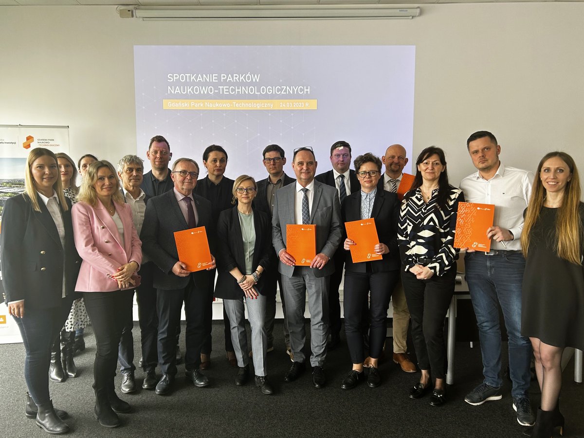 Podpisane zostało porozumienie o współpracy pomiędzy: Gdańskim Park Naukowo- Technologiczny, Krakowskim Park Technologiczny, Pomorskim Park Naukowo-Technologiczny Gdynia, Poznańskim Parkiem Naukowo-Technologicznym oraz Wrocławskim Park Technologiczny. 

ppnt.poznan.pl