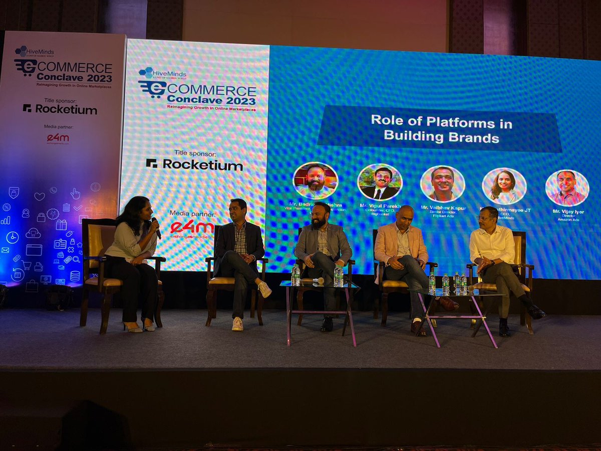 _hiveminds's tweet photo. What a privilege to witness this spirited panel discussion on "Role of Platforms in Building Brands" with the dynamic panelists Mr. @badrinathmishra , Mr. Vipul Parekh, Mr. Vaibhav Kapur and Mr. Vijay Iyer in conversation with @jyothirmayee !
#EcommHive #madison #ecommerce https://t.co/7UeYpXZzCV
