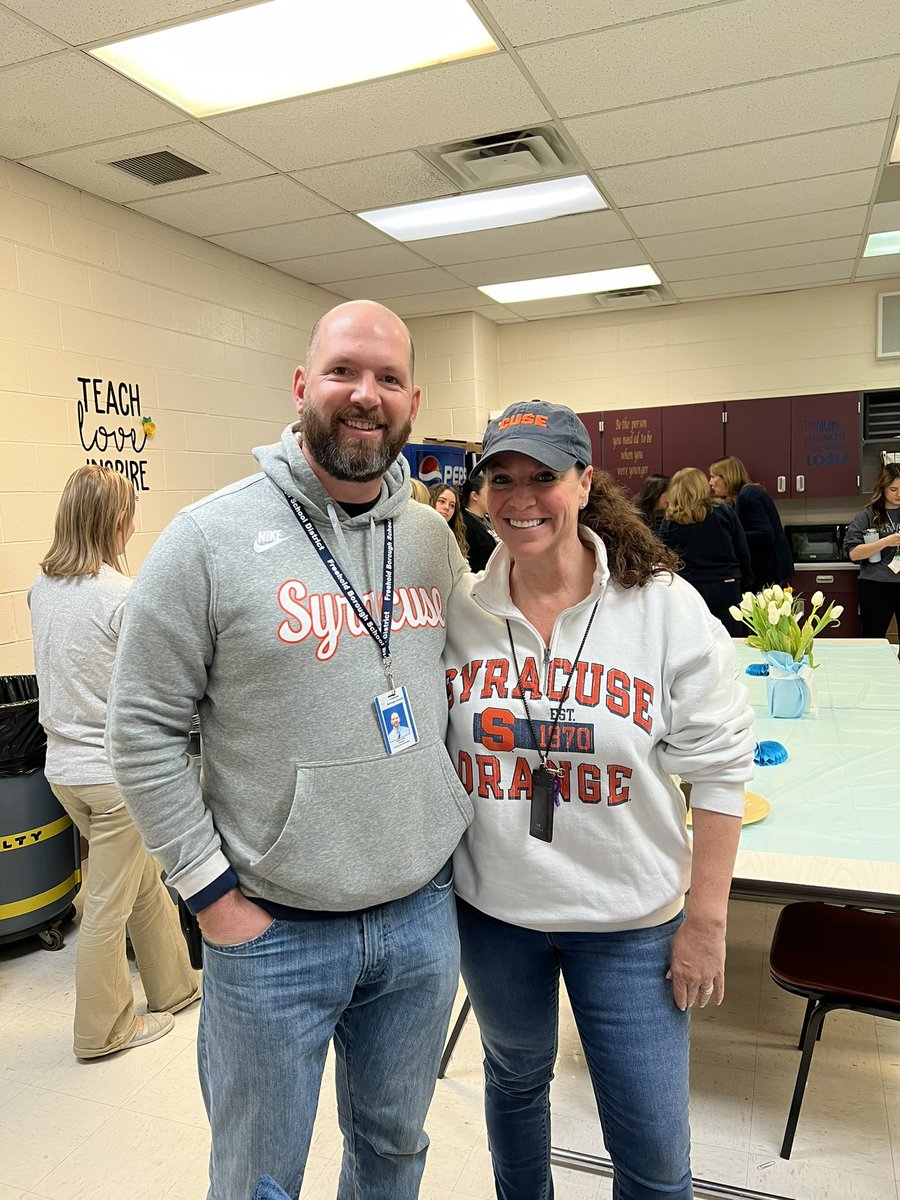 College day at school 
Rep your favorite school #syracuse #believeinflc <a href="/FLC_ElemSchool/">Will Smith-Principal</a>
