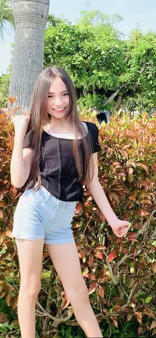 Twitterのコスプレ画像26