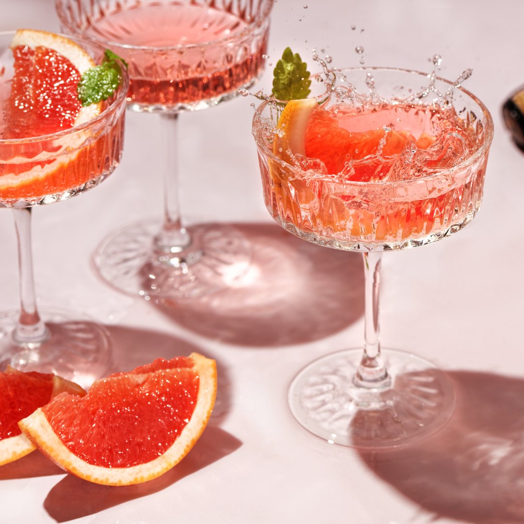 Pop the bubbly, it's time to celebrate! It's Friday, so you know what that means... new Stash Features!

Check out Pink Rozay on feature at Rockland plus tons more features at your local Stash🍾💕