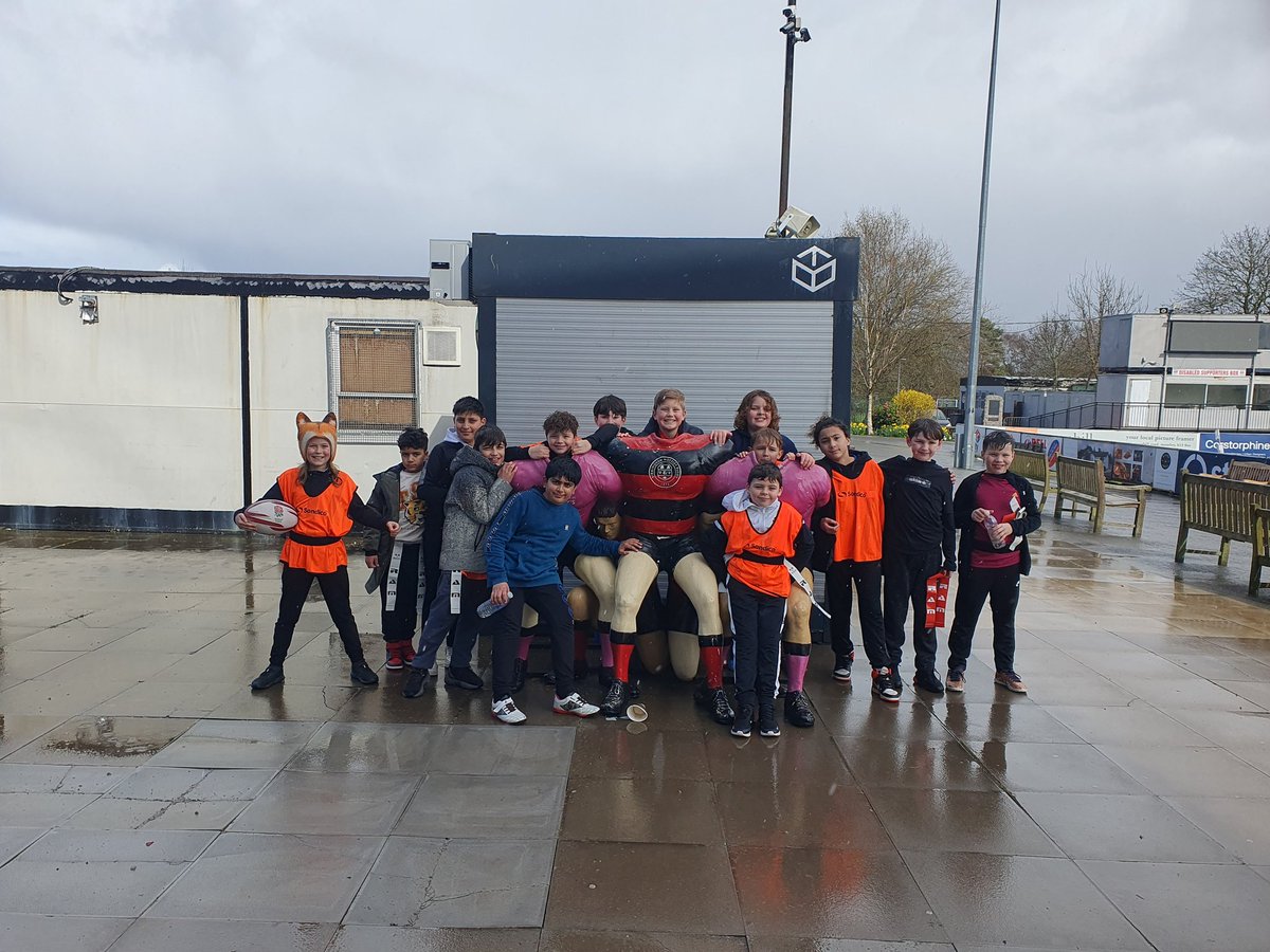 Year5_WLPS's tweet photo. Team Rugby #visionday @WheelersLanePri @MoseleyRugbyFC https://t.co/UXLJ1nKOw4