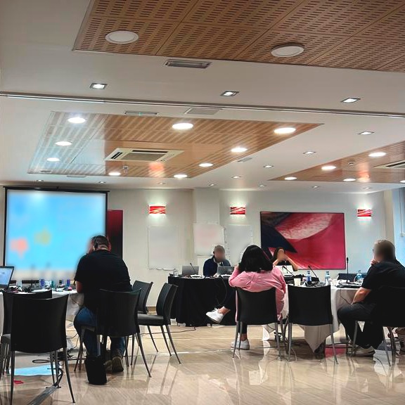 astisl's tweet photo. La semana pasada fuimos a Alicante para asistir una reunión sindical. 4 días de intenso trabajo con un gran equipo de intérpretes, entre ellas Verónica González Pérez.
✅ 2 cabinas #iso4043
✅ Microfonía DCN de @BoschEspana.
✅ Megafonía y microfonía inalámbrica.
#astisl #1nt https://t.co/eEPoITbpqp