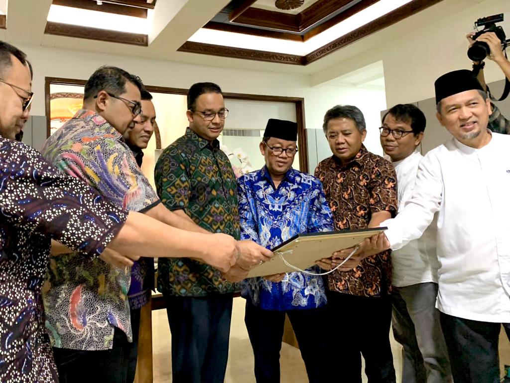 bundaellycenter's tweet photo. Koalisi Perubahan untuk Perbaikan Indonesia Tahun 2024

@PDemokrat 
@AgusYudhoyono 
@teukuriefky_1 
@PDemokratjkt 
@RAMujiyono 
@alimuhsuharli 
@VikePonto 
@RachmatAriyanto 
@FaisalLuba 
@DemokratJaktim 
@MumuAlhamid 
@elly_2404 https://t.co/1nB7IZAgPU