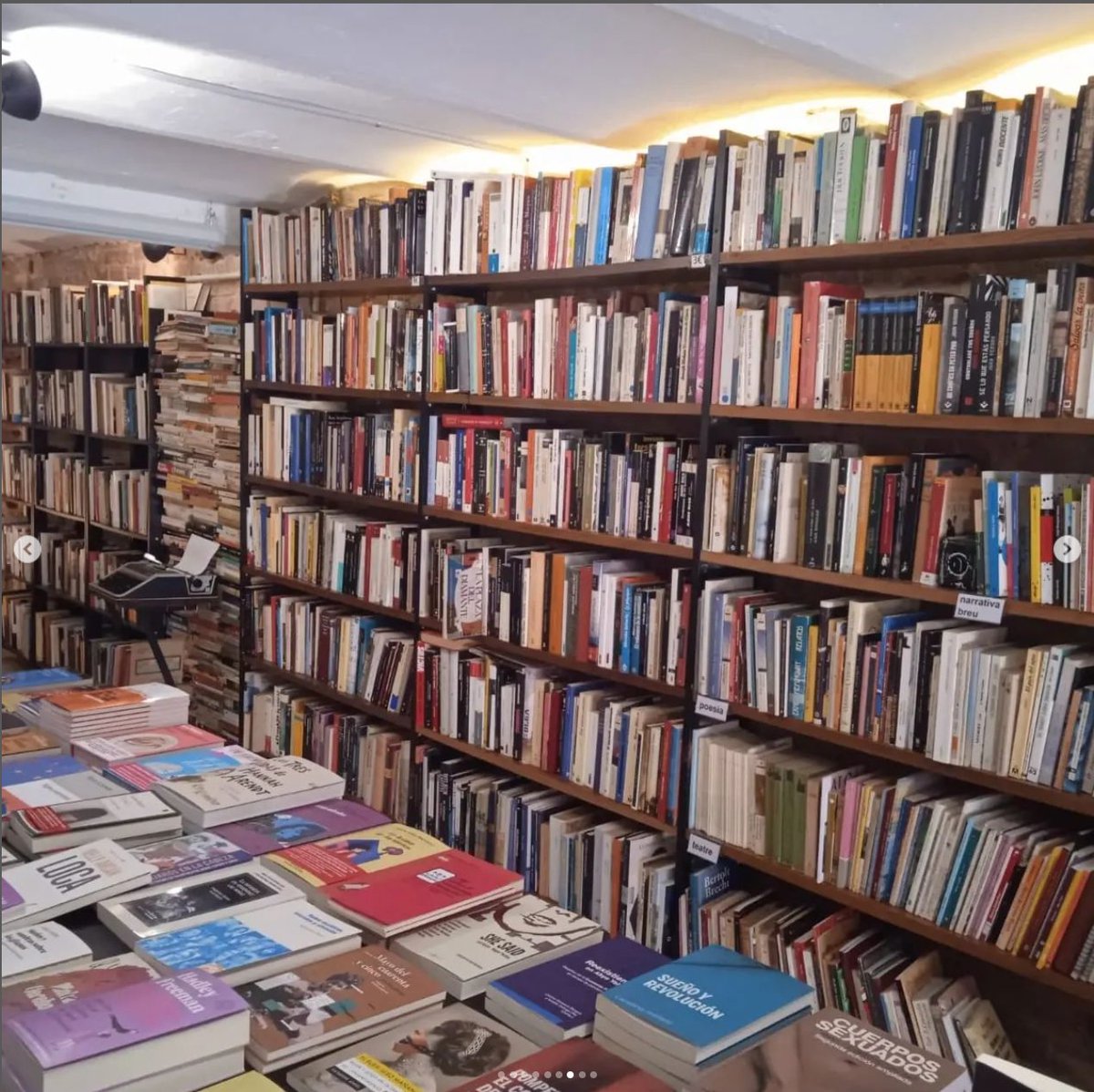 caladona's tweet photo. Volem agraïr #AlejandraSanchez pel supercartell, @LaRaposaPobleSc q portaran entrepans, Llibreria #laprole q muntarà paradeta,#FetesAMans q fan possible l’accessibilitat a LSC,@parallel62bcn, ls organitzadores dl #8M2023, i a vosaltris q creieu en la festa com EINA REVOLUCIONARIA https://t.co/VGBsFQTXlM