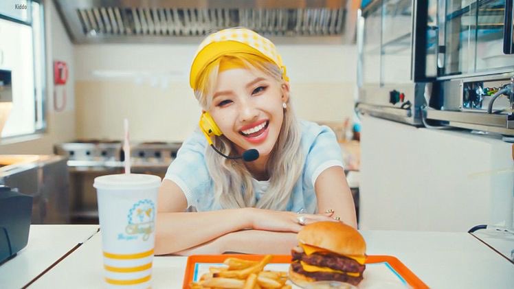 WelcomeToWindys's tweet photo. Welcome To Windy’s 🍔🍟🥤☀️
      
            ☀️Coming soon☀️
      
      Branch Opening Near You!

#WindyBurger #Windys #Windy #GrandOpening #beambeam #jeonsoyeon #soyeon #Gidle #Idle https://t.co/3OnKDJEhhk