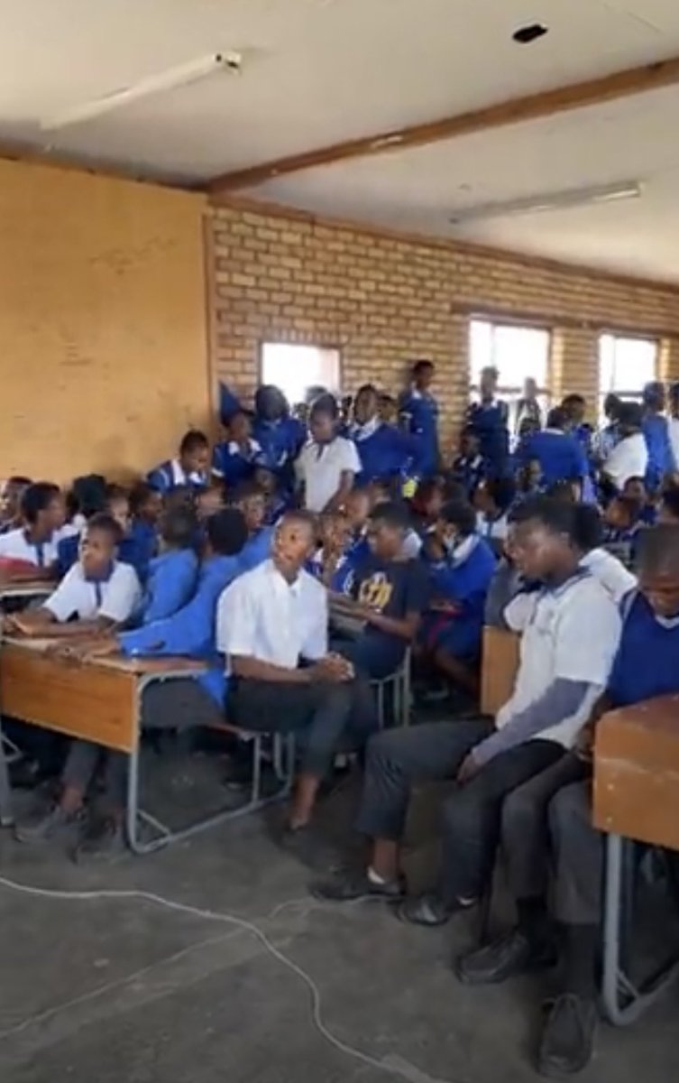 mbalilekgwathi's tweet photo. This was a very fun health QnA and all learners interacted. I’m so proud of them! #BWiseHealthEvent 

@HealthZA @loveLifeNGO I love the platform you are giving to the youth https://t.co/2JEfRKlufG