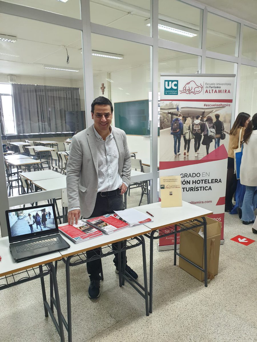 Jornadas de Orientación en el colegio Ntra. Señora de La Paz (Torrelavega)

#tufuturo #turismo