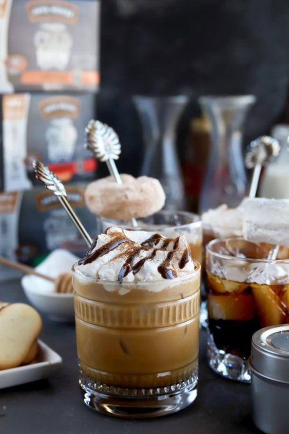 AurumIchor's tweet photo. [Has a few  of these sent to all the guest rooms. 

Mocktails for the pregnant women of course. Gotta start the day off right. Caffeinated!] 

#IfYoureMrImMrs #MooseWeek https://t.co/24iKz7g8tc