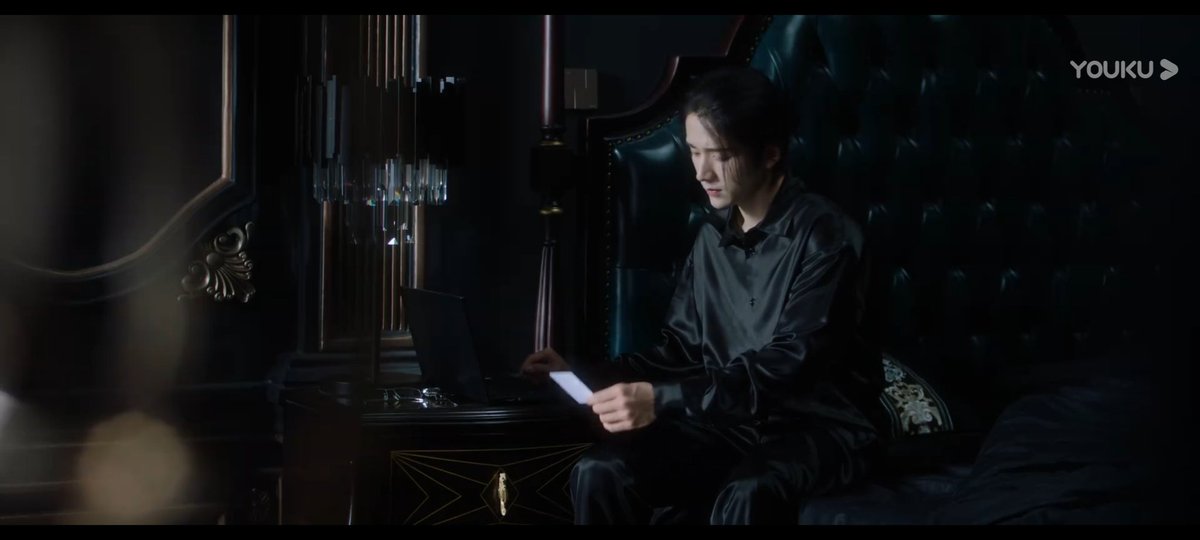 cao5903's tweet photo. Did you notice that the sentence "I love you, I'm a monster but, I love you (我爱你，我是个怪物 但，我爱你)" is the voice of Peisu 🥺🥺 he wanna to tell this sentence to who? Luo, right? 🥺🥺🥺
#JusticeInTheDark https://t.co/cfpgjXUXGS