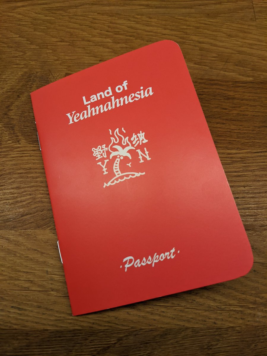 Yan_Y's tweet photo. Check out my new passport! https://t.co/bK1QDJPSbC
