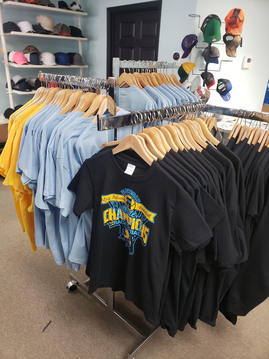 litlebluebirds's tweet photo. Ok ok we restocked all sizes of the black Back to Back State Champ t-shirts! Come and get them! They won't last long...

#screenprinting #littlebluebirdstudio https://t.co/5MAl9K5UR3
