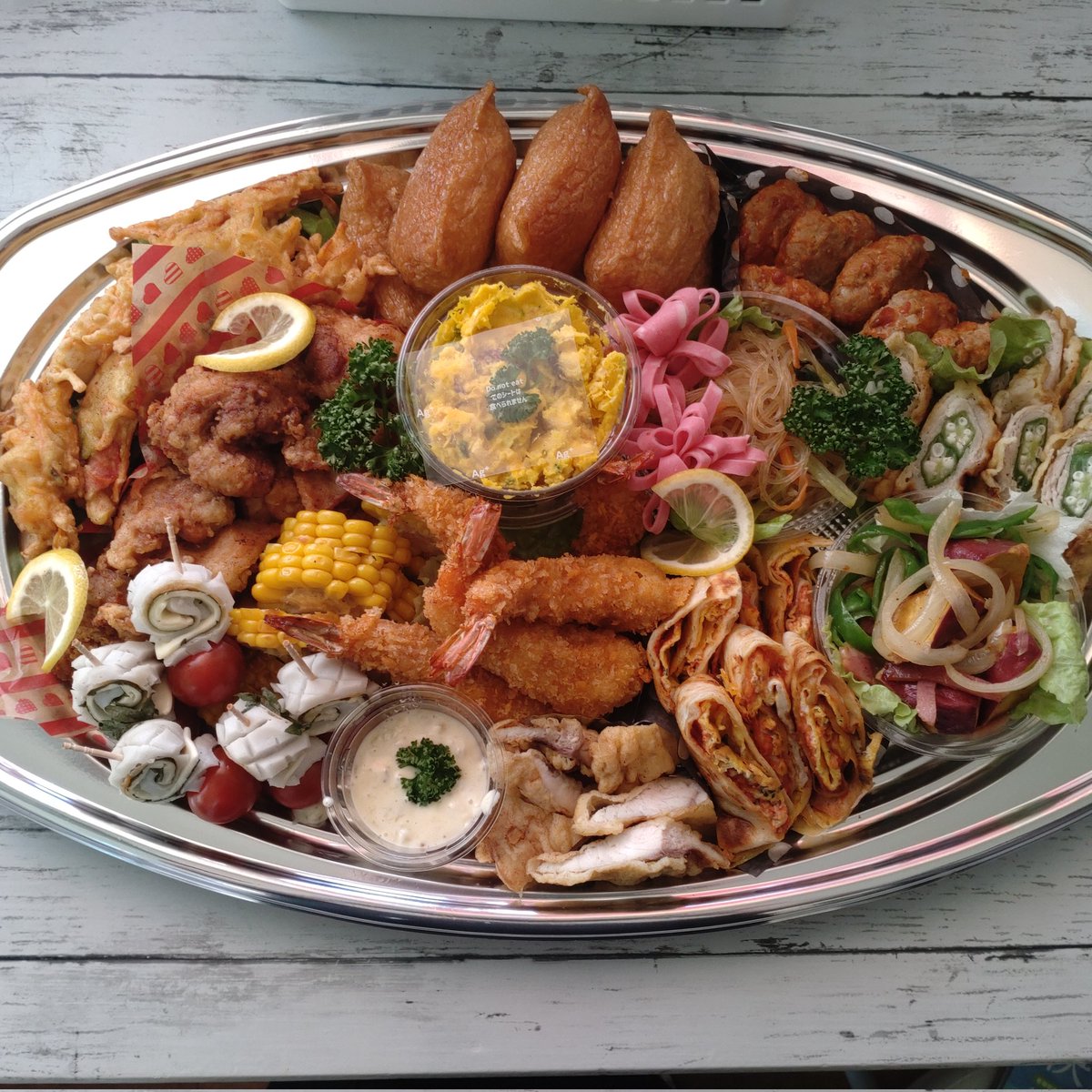 Petitefleur2147's tweet photo. オードブルたち

#沖縄市⁡
⁡#泡瀬⁡⁡
⁡#お弁当⁡
⁡#日替わり⁡
⁡#パン⁡⁡
⁡#クッキー
⁡#焼き菓子⁡
⁡#日替わりパン
#行楽弁当⁡⁡⁡
⁡
⁡ https://t.co/ZivbejbEqE