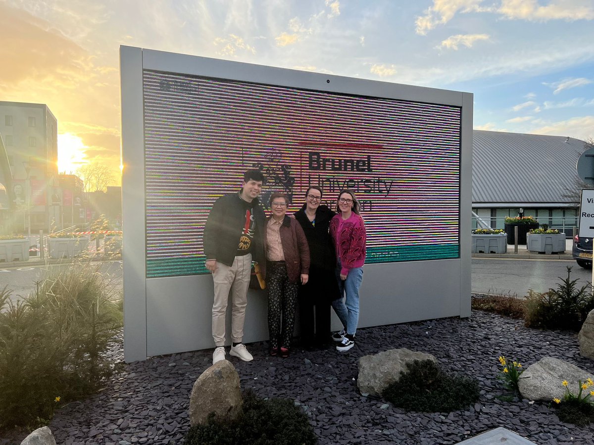 SariSundin's tweet photo. Congratulations to Bojan and Dee @RBandH who have this week completed their FdSc Nursing Associate programmes at @Bruneluni 👏🥳❤️ 

Just waiting for final marks and NMC pin numbers. Bojan also won the Brunel ”Apprentice of the year” award last month. So proud of you both! 🤩👩🏼‍🎓👨🏻‍🎓 https://t.co/mQAYwv6FNO