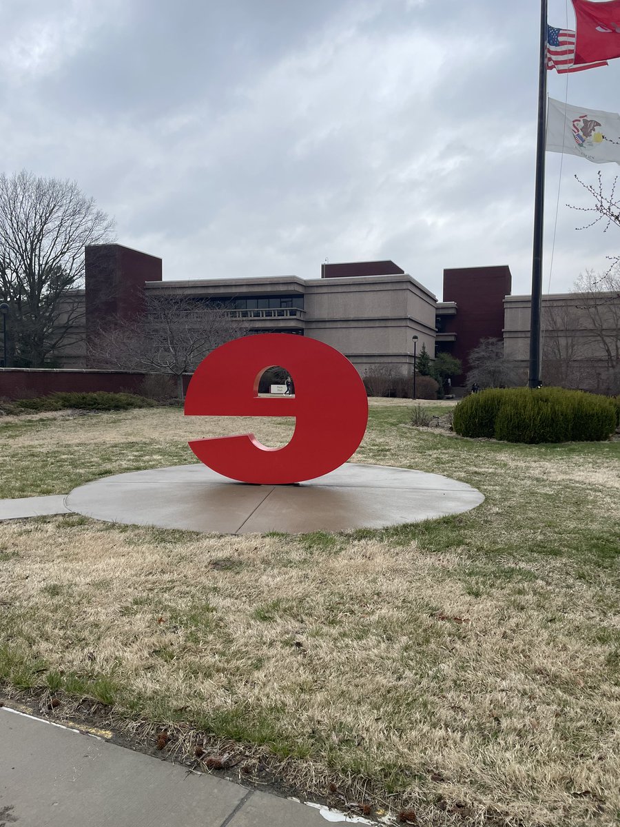 BeaconCCO's tweet photo. Grateful for the opportunity to learn more about @SIUE - a comprehensive midsize university with excellent facilities, research opps, and a commitment to inclusion. #GoCougars https://t.co/ztLKA2Jp5S
