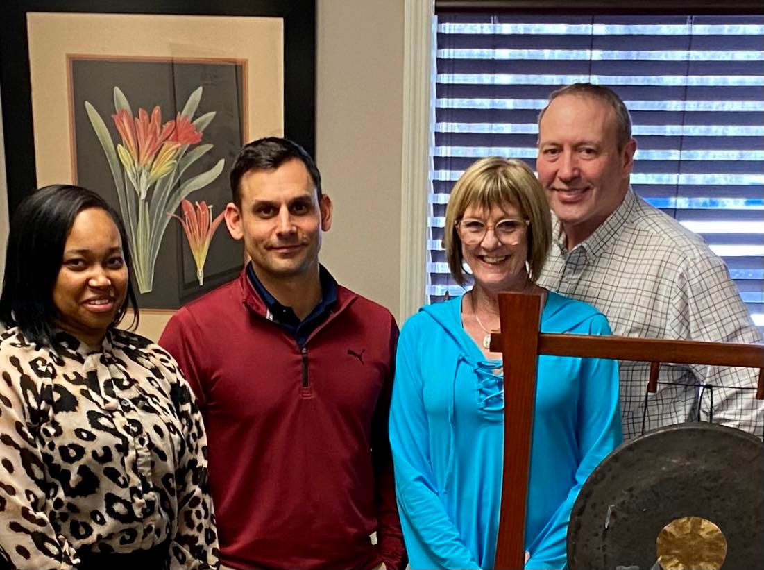 Congratulations to the Rosie Sales Team for successfully providing nearly 100 Vital Carts and Portable Workstations to facilities across the nation this month. Pictured (L-R) Brittany Jefferson, Robert Aguilera, Lisa Brucker and Harold Landers #rosie #industryleader