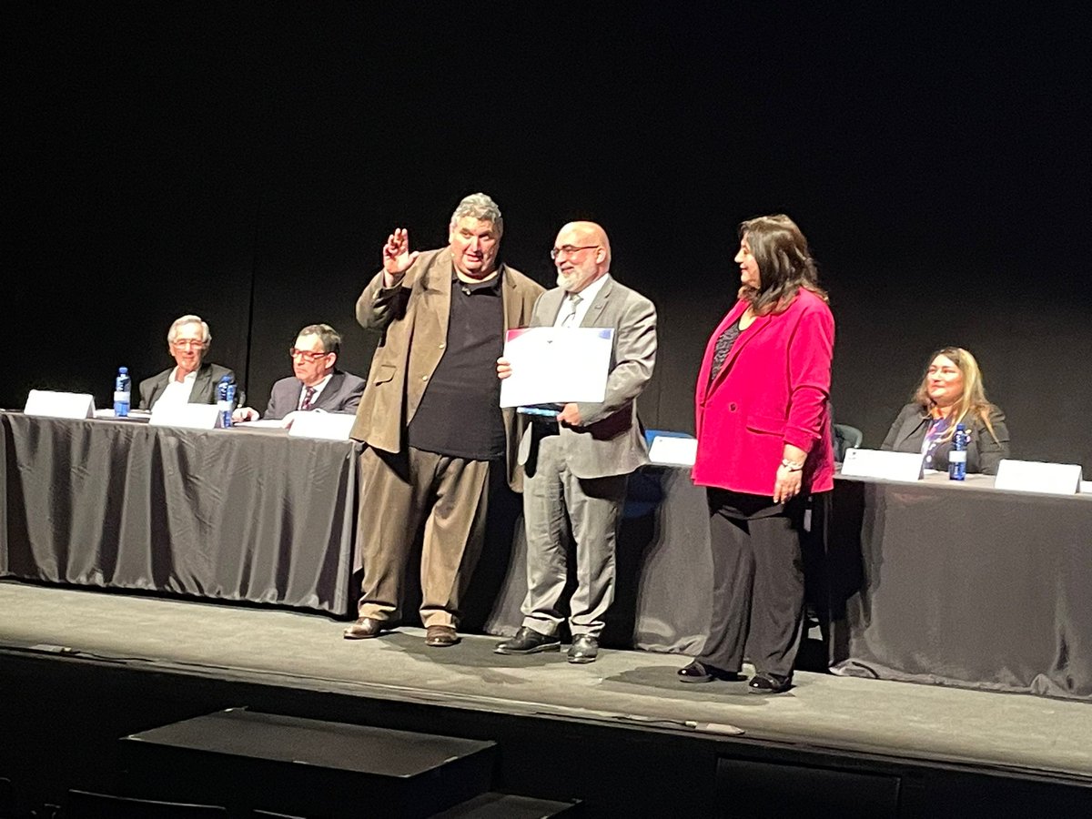 matarocat's tweet image. El regidor @MaVadell acompanya les empreses amb seu a Mataró que han rebut premis al VIII Congrés #APAE Fem Empresa 2023

👉@HARTMANN_Spain per la seva investigació en el desenvolupament de productes farmacèutics

👉@SCHUNKCA per la seva trajectòria professional líder en robòtica