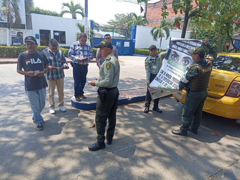 ProteccionPonal's tweet photo. 📍#Casanare | a través de actividades  de prevención, damos a conocer nuestra campaña #OjosEnTodasPartes, buscando así erradicar la explotación sexual y comercial de niño, niñas y adolescentes.

#TurismoSeguro
#DiosYPatria https://t.co/yl8hWDyHTG