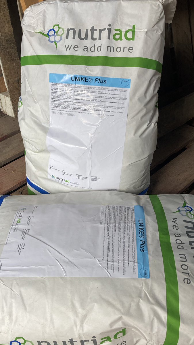 sns_uruguay's tweet photo. Secuestrante de #micotoxinas #UnikePlus de @Adisseo
El mejor control para los problemas de micotoxinas en el tambo!!
#WeAddMore #Nutriad #tambo #secuestrante #maiz #cereales #granos #seguro https://t.co/TXPcNZYPXK