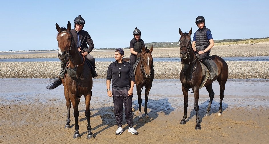 💷 If FIVESTAR GETAWAY Wins the 3.40 at Newbury for Christian Williams I'll give £50 CASH to one of you Lucky People!! 🥇

To Enter: 👇

1️⃣ RT this Tweet
2️⃣ Follow <a href="/racingblogger/">Stephen R Power</a>

🚨 instagram.com/racingblogger

#Aintree #FridayVibes #Win 🏇