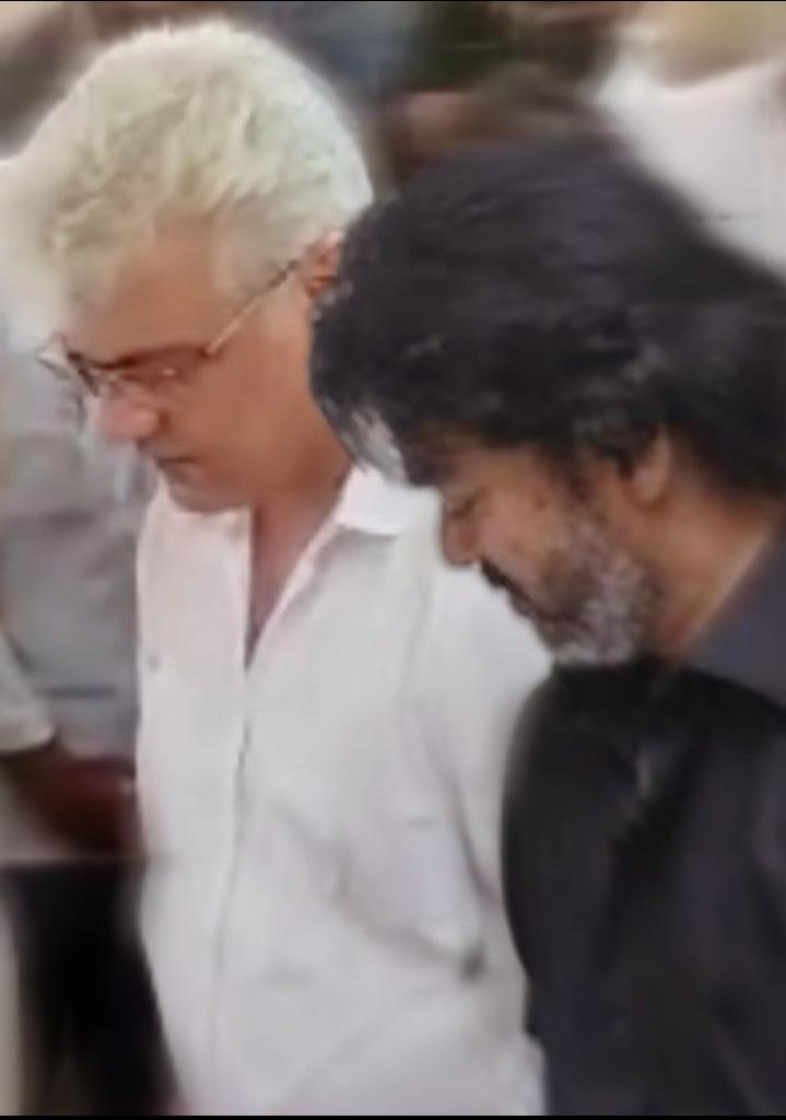 AK_SIVA87's tweet photo. I am speechless 😶

#Ajithkumar அவர்களை மட்டும் தான் மனசுக்குள்ளே இருந்து அண்ணா என்று அழைப்பேன் ! 

இப்ப சொல்றேன்  மிக்க நன்றி @actorvijay அண்ணா ❤️❤️❤️

இரண்டு பேரும் குணத்தால் தங்கம் 💯🥰

#AK62 https://t.co/4gFCPbYris