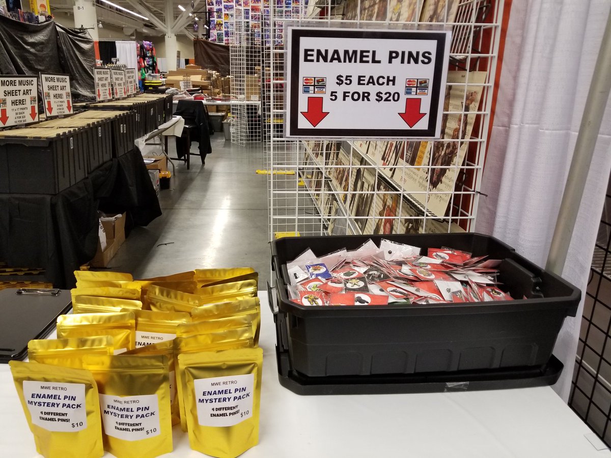 MiniworldEntmt's tweet photo. We are all set-up and ready to go at @FANEXPOCLE! Stop by and see us in booth 215! #fanexpocleveland #cleveland #musicsheets #nonsporttradingcards #vendingmachines #pins #grabbags #conlife #miniworldentertainment https://t.co/2PZtgvbC7Y