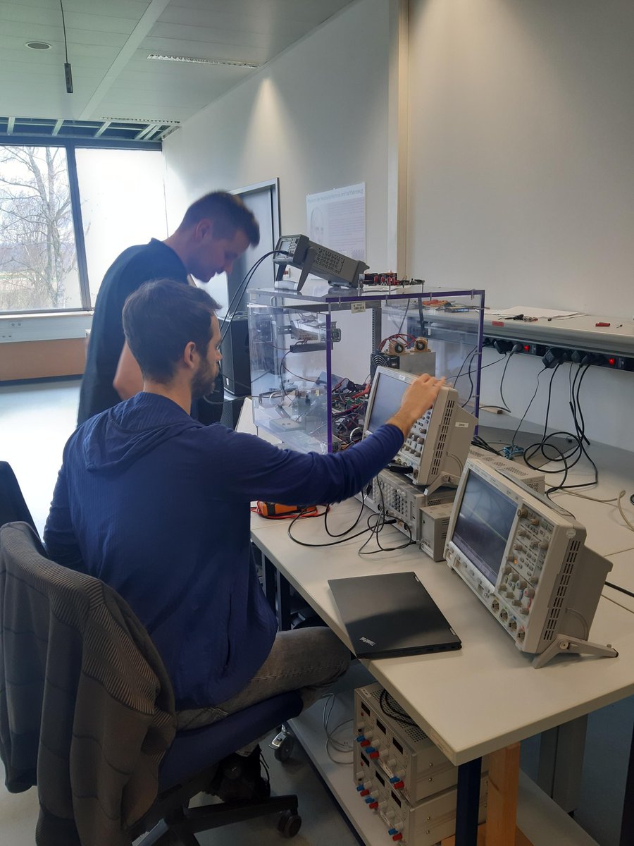 EDRT_PAPAYA's tweet photo. Error eradication in the last days: The ground got affected repeatedly.  It was due to the correct ground connection in connection with the several respective connected test tools. 
Finally the big performance test can start. Stay tuned!
#Microelectronics 
@ElectronicsDrv https://t.co/0zGytQ5oXb