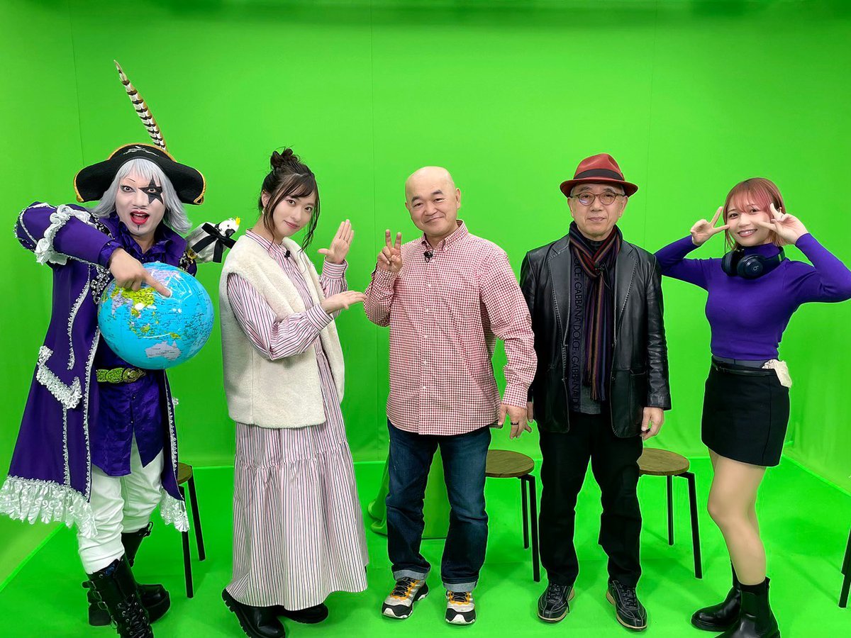yukakuramoti's tweet photo. 新作ブロックチェーンゲーム『DICE OR DEAD』の紹介番組に出演させていただきました〜！！辻尚之さん、高橋名人が手掛けるタイトルなので要注目です！！☺️🎮

@tsuji_Legend @meijin_16shot @Gorgeous55555 @noroichan_game 

#SIX502 https://t.co/E4xqwKvOei
