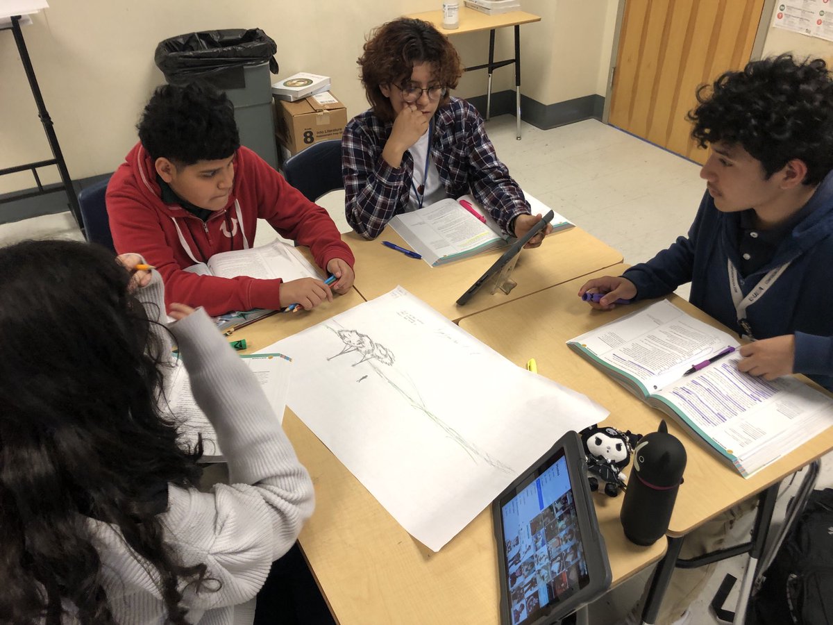 lsalas17's tweet photo. Students are analyzing “The Drummer Boy of Shiloh” by using the imagery in text to draw different scenes. Excited to see the end results today! #setting #soundsandsights @deZavalaMS https://t.co/G44VEusQPQ