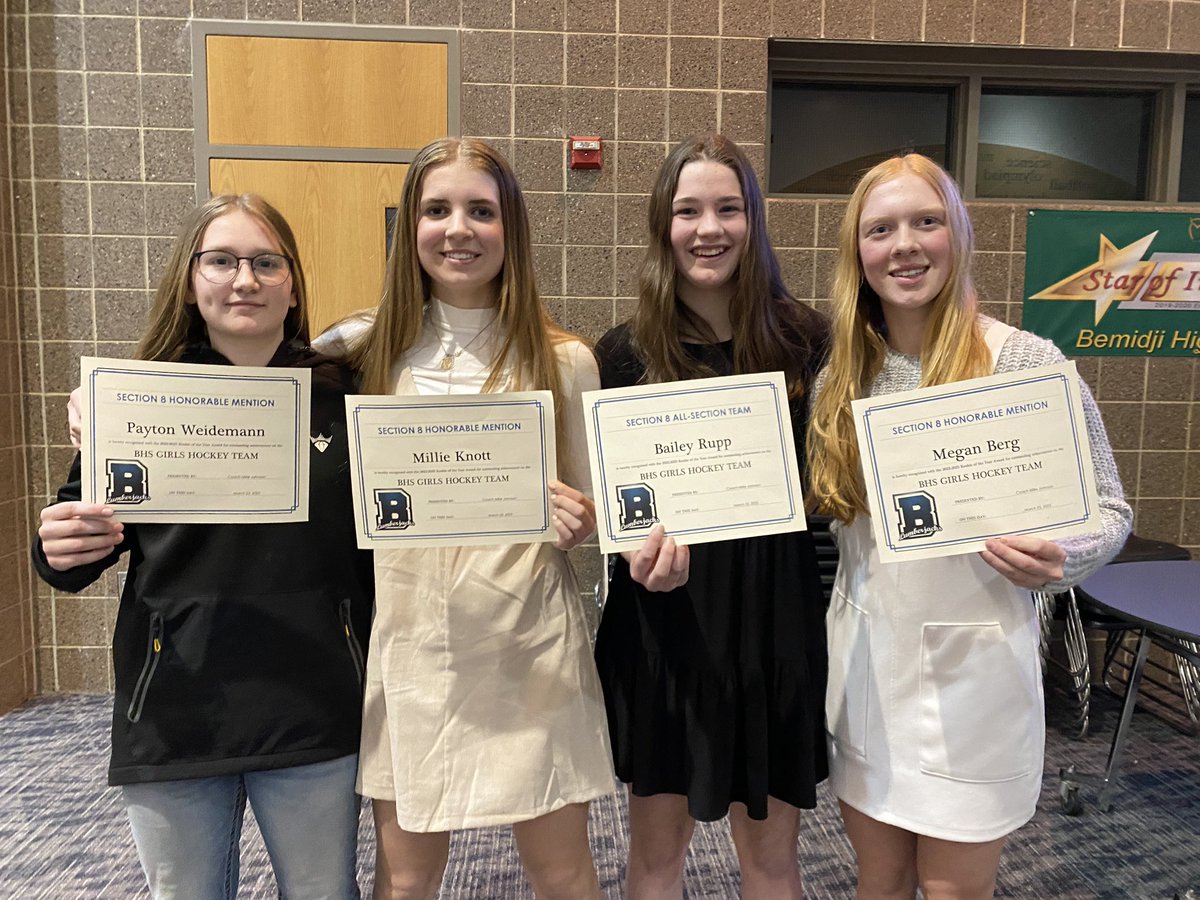 girlshockeyBHS's tweet photo. Celebrating the 2022-2023 season!

🏒Section 8 All-Section Team
⭐️Payton Weidemann -HM
⭐️Millie Knott -HM
⭐️Bailey Rupp
⭐️Megan Berg -HM
⭐️Mya Lundeen -HM (not pictured)

@BemidjiH #BemidjiGirlsHockey #GoJacks 
@InTheZoneMN @mngirlspuck @girlshockeyhub @janjet3000 https://t.co/8U3QRmWwTS