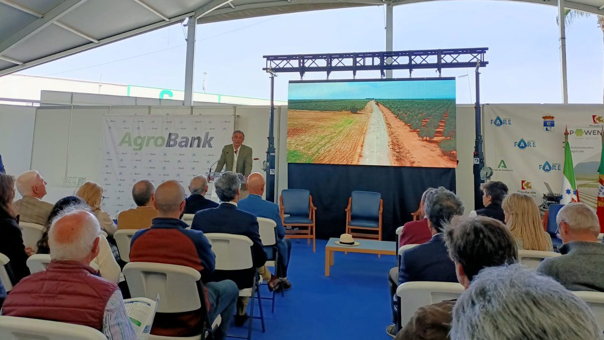 FeraguaRegantes's tweet photo. Feragua ha cerrado su participación en @expofare con la celebración del IV Encuentro de Comunidades de #Regantes, que ha puesto hoy el broche final a esta feria y que se ha centrado en debatir y analizar los “Retos de la gestión de los recursos hídricos en etapas de escasez”. https://t.co/jGAhkHHMuN