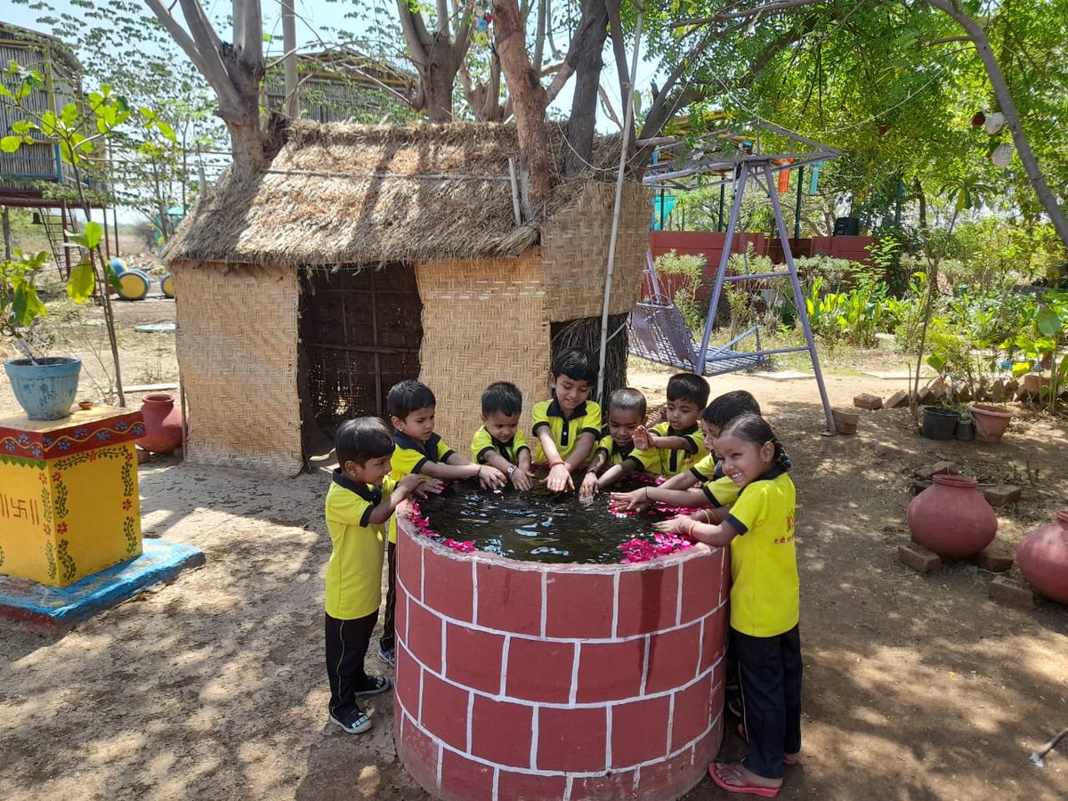 tillusagro's tweet photo. ABC Playgroup Nursary School kids 👧 👦 had an early summer picnic at Tillus Agro Tourism. All of them had a fun 🤩

Playing games and spending time with domestic animals 🐇 🦆 🦢 was the highlight of the picnic. 
#picnic #solapur #tillusagrotourism #villagelifeexperience https://t.co/VMnPyPJYwq
