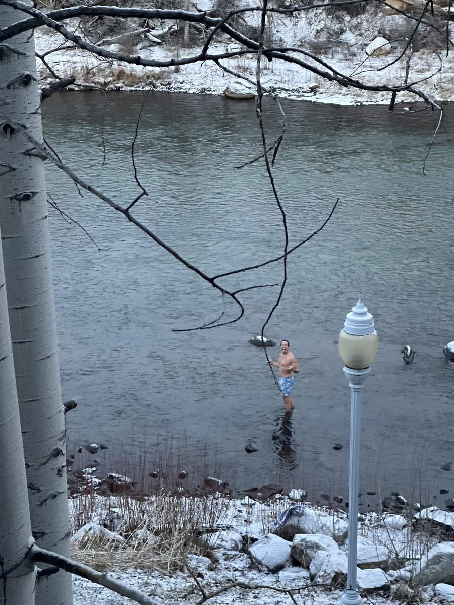 jakecbaum's tweet image. A quick morning dip in the Animas River in Durango, Colorado 🥶 ❄️