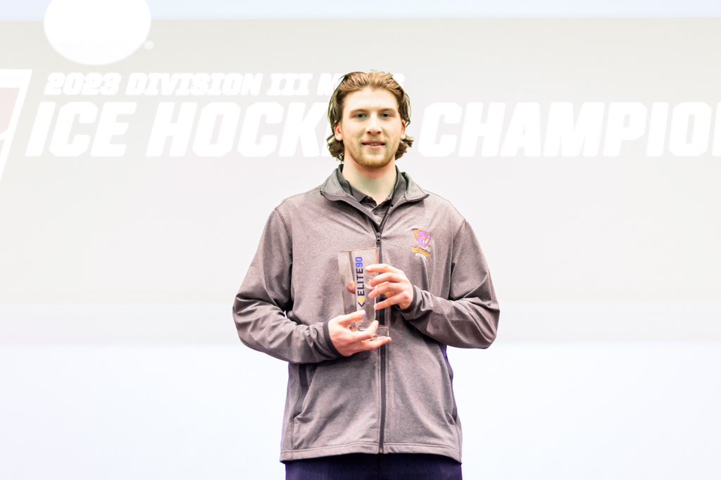 📚 3.93 GPA
💼 economics
🏒 <a href="/HobartHockey/">Hobart Statesmen Hockey</a> 

Sophomore Cooper Swift is the 2023 recipient of the <a href="/NCAADIII/">NCAA Division III</a> men’s hockey #Elite90 award!

#d3hky
