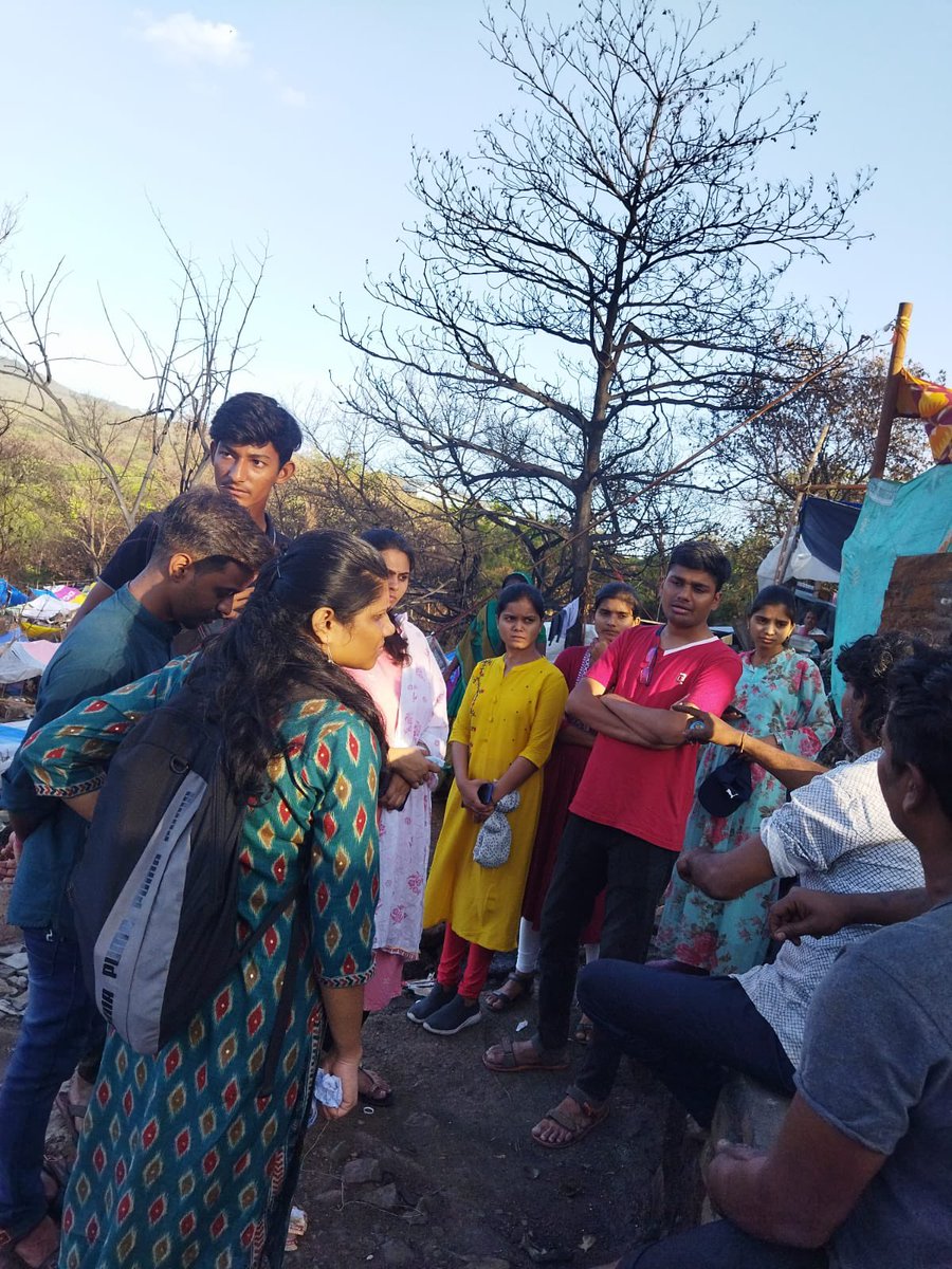 SewaGatha's tweet photo. माना मुश्किलें बहुत है,
पर हमारे हौसले भी कम नहीं…
अप्पा पाड़ा मुंबई
कार्य जारी है…

https://t.co/94HF1fzqYG

#मलाड    #महाराष्ट्र    #स्लम_बस्ती    #अप्पा_पाड़ा    #अग्निकांड    #सेवाभारती #सेवागाथा    #rss

@RSSorg https://t.co/SXjnAzmMZb