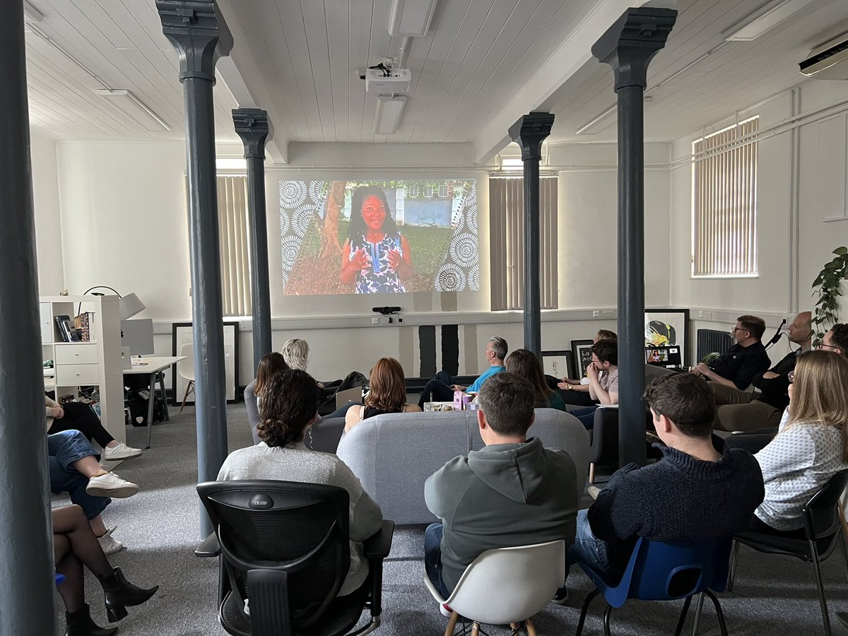 ReakesSarah's tweet image. I love it when we get the whole @KISStalk team together to celebrate the incredible work we’ve created for our clients over the last quarter #creativity #agencylife