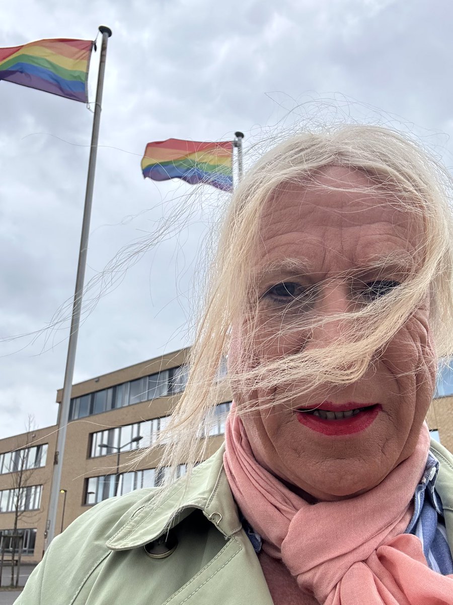 GeorgineKellerm's tweet image. Vier Tage an der #BBS3 in #Oldenburg. Und jeden Tag schöner geworden 🥹 Nicht wahr? 🤭