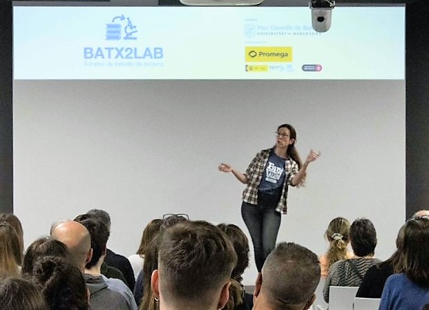 PCB_UB's tweet photo. 🔉 El Parc Científic de Barcelona lliura els premis de la 19a edició del programa #Batx2Lab 🎉🏆 

👉 https://t.co/jdFAQ070nM

#RecercaenSocietat #TreballsdeRecerca #VocacionsSTEM @fecyt_ciencia @bcn_ajuntament @BigVanCiencia @promega_es https://t.co/eg8IZtff1q