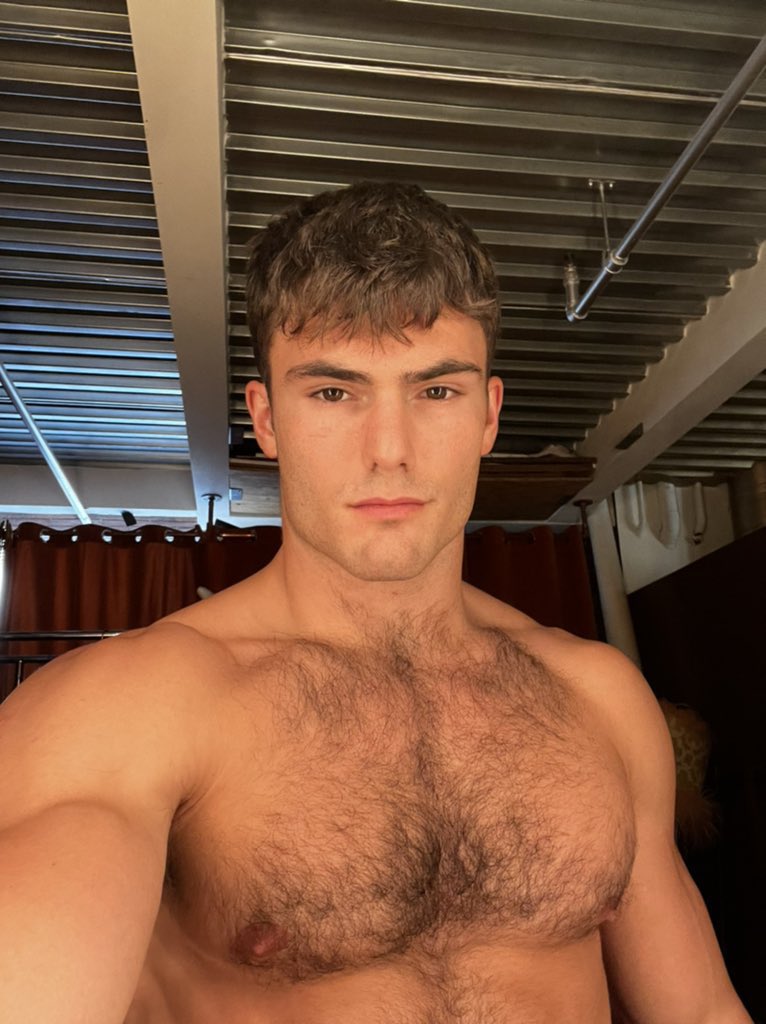 DaddyConely's tweet photo. Morning cardio &amp; workout done https://t.co/edcEIzxl3o