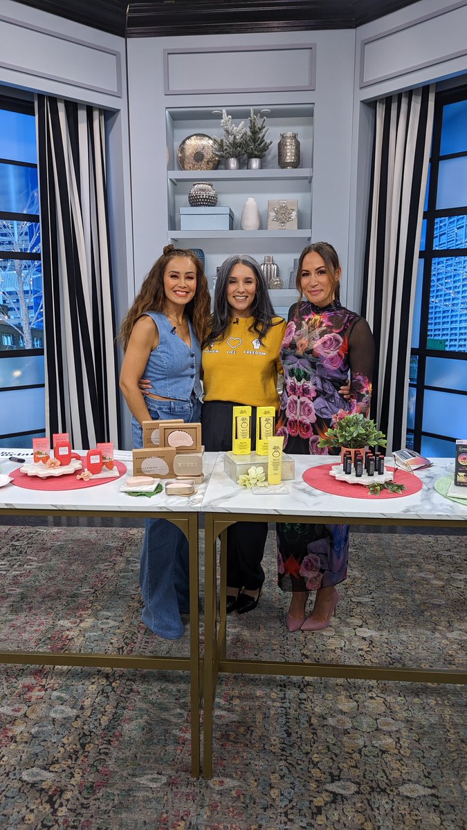 #QuietQuitting your beauty routine on <a href="/TheSocialCTV/">The Social</a>  
youtube.com/watch?v=XJq10B…
And, as always, #WomanLifeFreedom ♀️❤️✊🏽