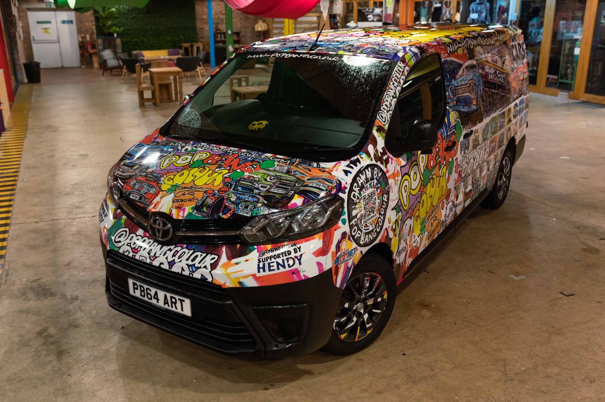 HendyGroup's tweet image. 🎨 The stunning design by POPBANGCOLOUR burst to life on his Toyota Proace earlier this week! 

😍 Turning heads and spreading joy wherever it goes, you certainly won't miss this on the roads! 

#PopBangColour #ToyotaProace #DesignInMotion #ContinuousCar #PaintWithCars #ToyART