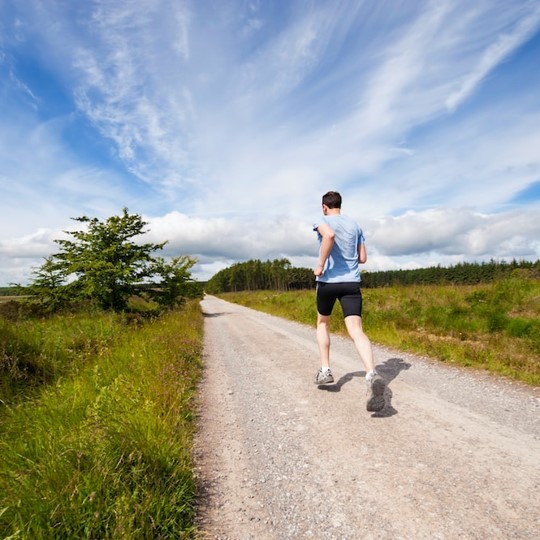 HelpWithDigital's tweet image. We've prioritised our physical #health by increasing our activity. This positively impacted our mental & physical #wellbeing. In 2023, we are dedicated to our routine & use @healinghubuk app to reduce #stress & improve overall wellbeing. Check it out at rpb.li/afubzv