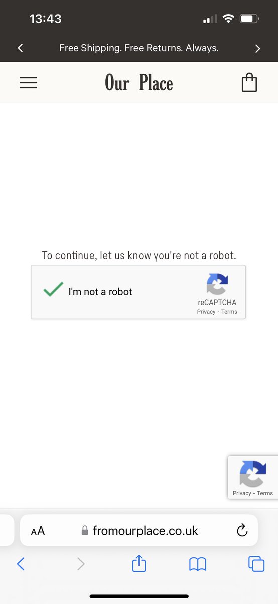 meeeshell30's tweet photo. @ourplace hi, I’ve been trying to contact you via your support form but it gets stuck - do you have an email address for customer support? https://t.co/CwRKq1Dsb3