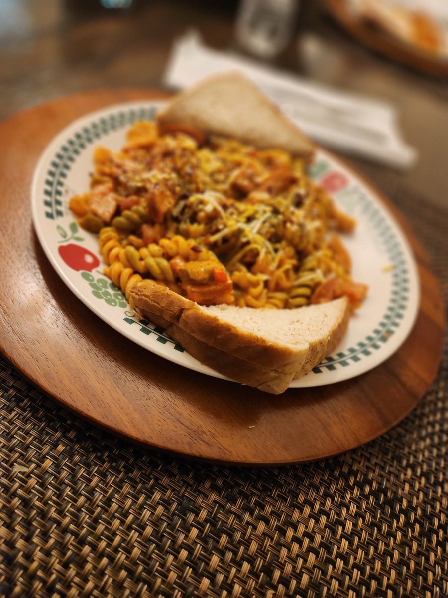 jbug32's tweet photo. No week is complete without pasta. https://t.co/ZvjfieeRhI