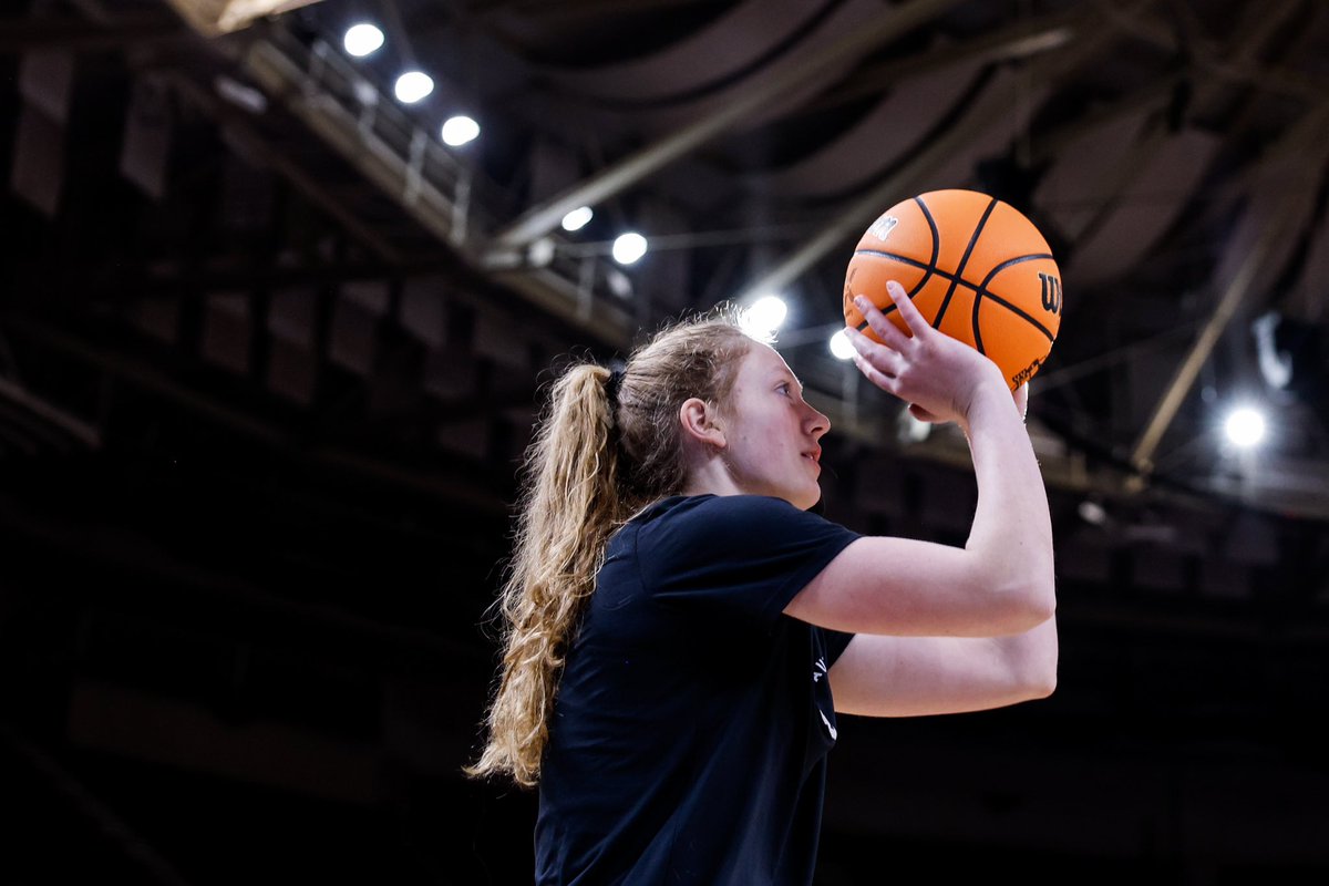 UTAHWBB's tweet photo. 𝑭𝒐𝒄𝒖𝒔𝒆𝒅… 𝑳𝒆𝒕’𝒔 𝒓𝒊𝒅𝒆 🙌

#GoUtes | #MarchMadness https://t.co/hcvfmw3NE4