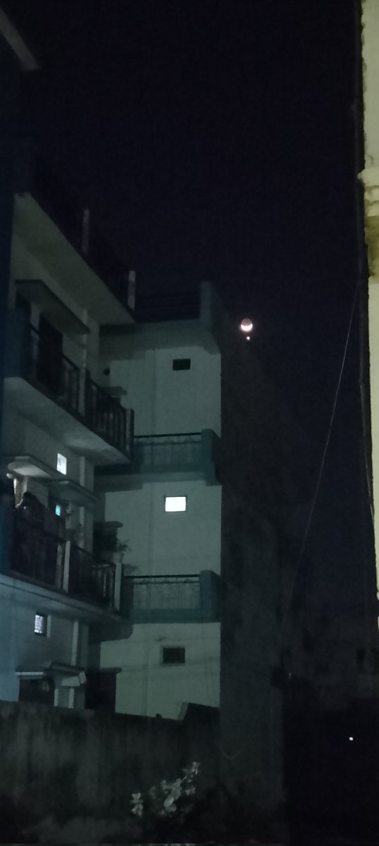 _Gen__Z's tweet image. 🌘#moon