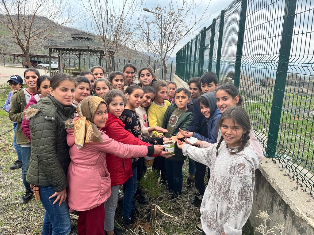 Tohumların toprak ile buluşma zamanı geldi. <a href="/NKapanoglu/">Nuri Kapanoglu</a> <a href="/siverekkaymakam/">SİVEREK KAYMAKAMLIĞI</a> <a href="/siverekmem63/">Siverek İlçe MEM</a>